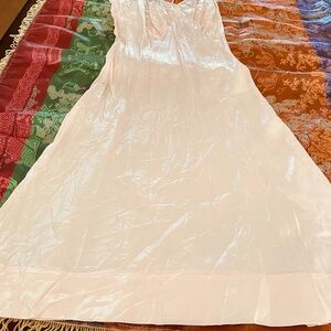 Stunning antique art deco 1930’s silk slip in champagne pink